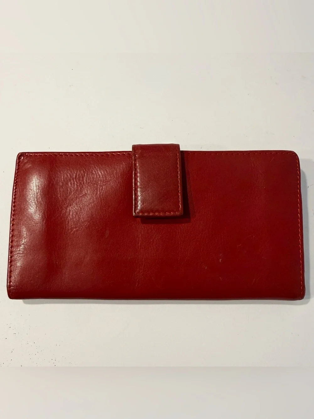 Hobo Classic Crimson Red Leather Wallet with Houndstooth Print